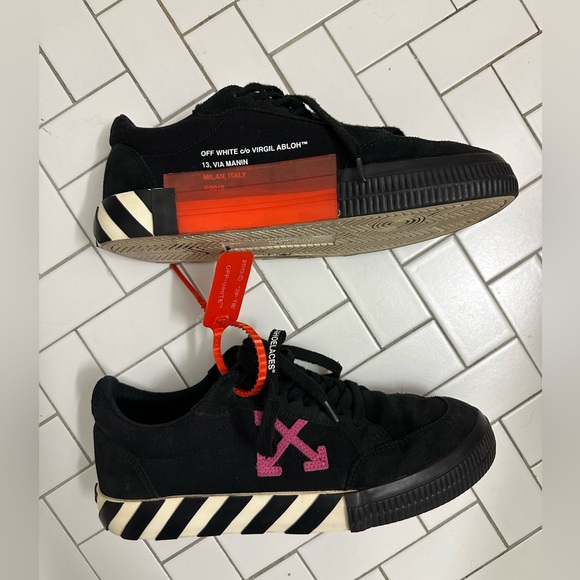 OFF-White Vulc Low Black Fuchsia Sneakers size 42 - Picture 2 of 12